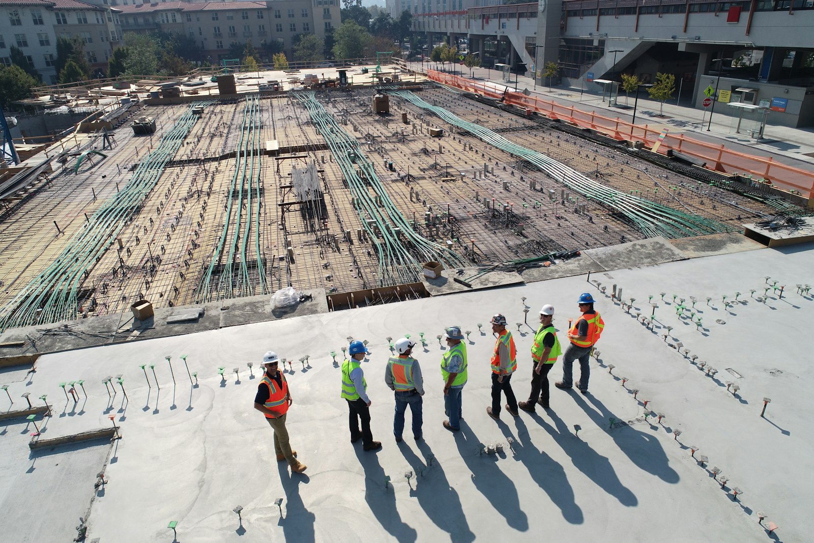 مشاريع سكنية وإنشائية - Image 17
